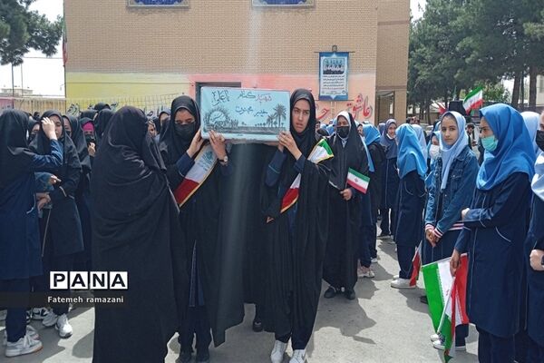 وداع با پیکر شهید گمنام در مدارس ملارد