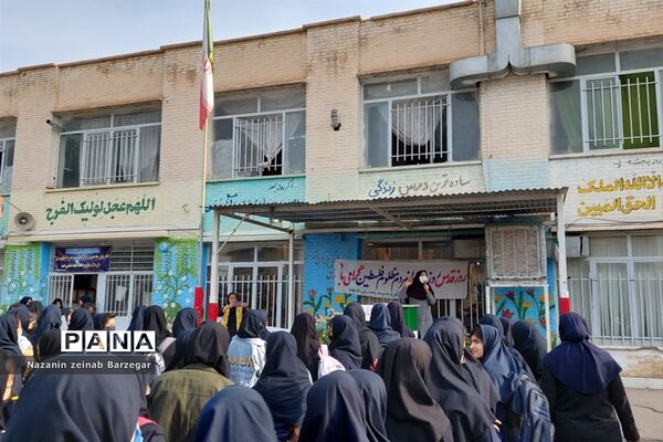 بزرگداشت روز جهانی قدس در دبیرستان شاهد فیض ناحیه 3 شیراز