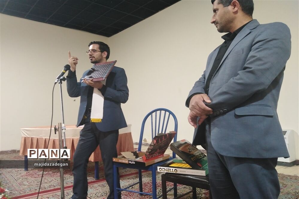 برگزاری دوره آموزشی_توجیهی بازی‌های فکری در ابرکوه