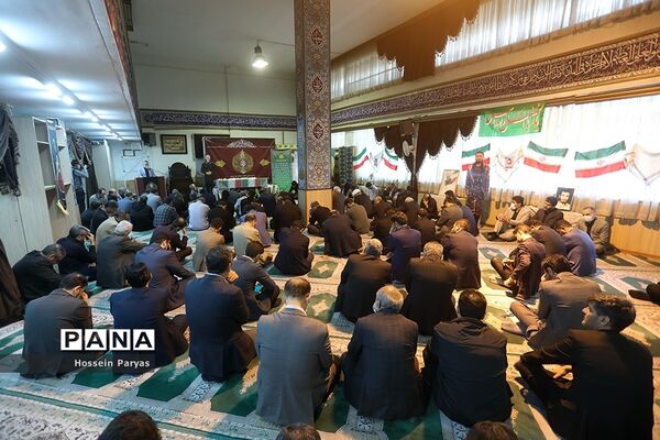 تشییع پیکر شهید گمنام در ساختمان علاقه‌مندان وزارت آموزش و پرورش