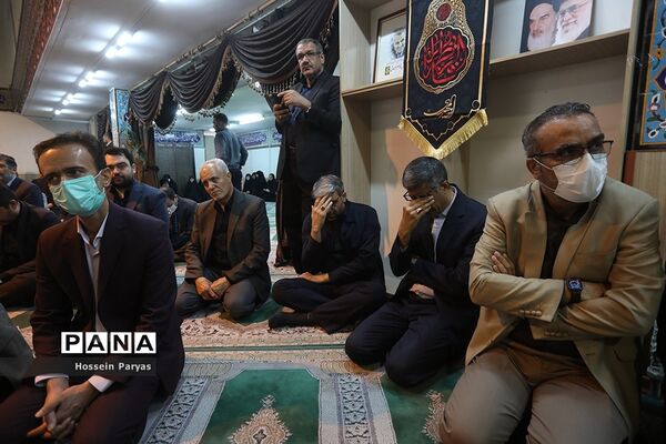 تشییع پیکر شهید گمنام در ساختمان علاقه‌مندان وزارت آموزش و پرورش