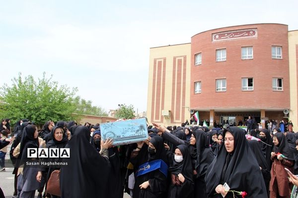 مراسم تشییع پیکر مطهرشهدای گمنام در واحدهای آموزشی اسلامشهر