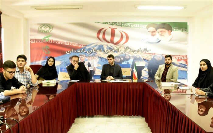 نشست دانش‌آموز خبرنگاران پانا با رئیس روابط عمومی اداره کل آموزش و پرورش مازندران