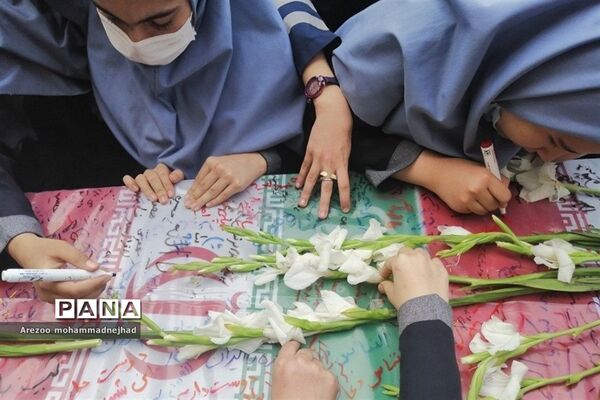 تشیع پیکر شهید گمنام در مدرسه شهدای هسته‌ای قرچک