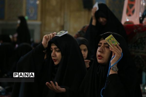 مراسم شب بیست و یکم ماه رمضان در آستان مقدس حضرت محمد هلال بن علی (ع)