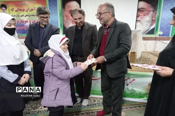 محفل انس با قرآن کریم در قائمشهر