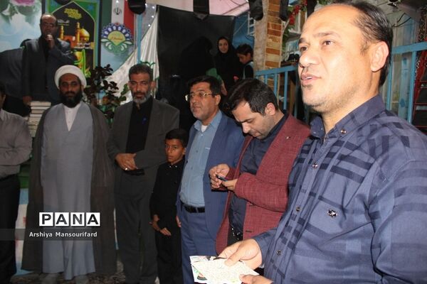 مراسم انس با قرآن  مدرسه پیشتازان بوشهر در شب بیست و یکم ماه رمضان
