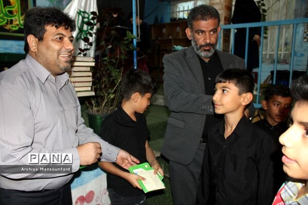 مراسم انس با قرآن  مدرسه پیشتازان بوشهر در شب بیست و یکم ماه رمضان