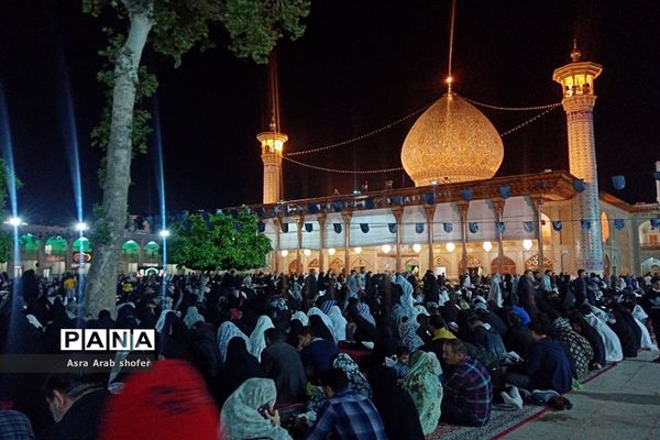 حال و هوای حرم مطهر حضرت شاهچراغ (ع) در شب بیست و یکم