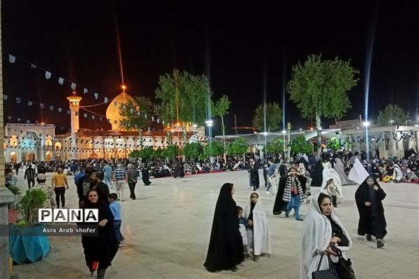 حال و هوای حرم مطهر حضرت شاهچراغ (ع) در شب بیست و یکم