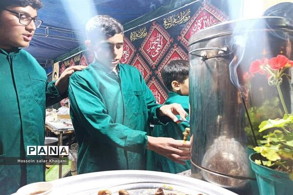 مراسم احیای شب بیست و یکم در حسینیه سیدالشهدای شیراز