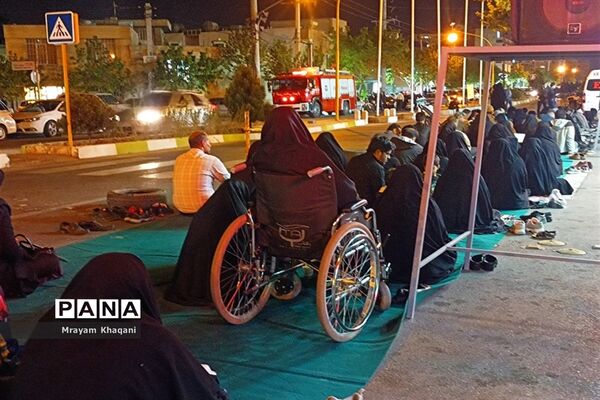 مراسم احیای شب بیست و یکم در حسینیه سیدالشهدای شیراز