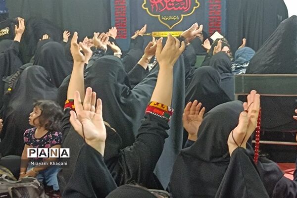 مراسم احیای شب بیست و یکم در حسینیه سیدالشهدای شیراز