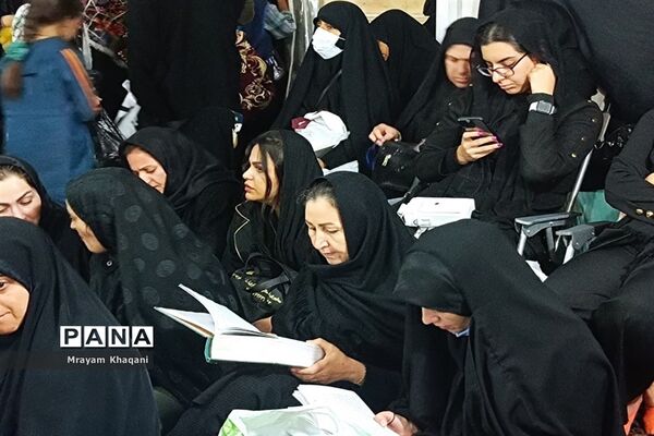 مراسم احیای شب بیست و یکم در حسینیه سیدالشهدای شیراز