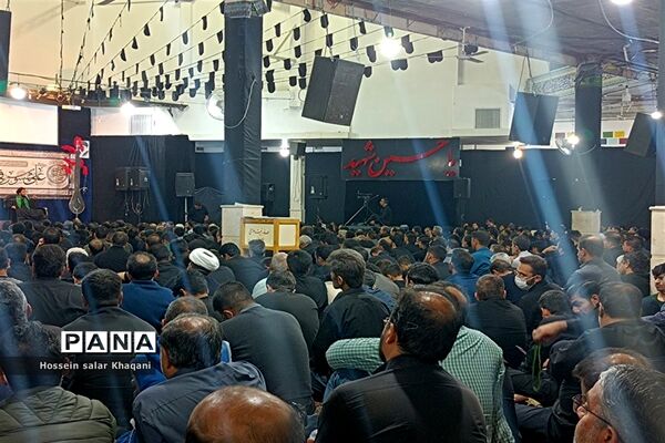 مراسم احیای شب بیست و یکم در حسینیه سیدالشهدای شیراز