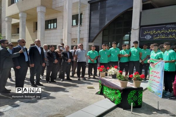 حضور پررنگ دانش‌آموزان و فرهنگیان شیراز در راهپیمایی روز قدس