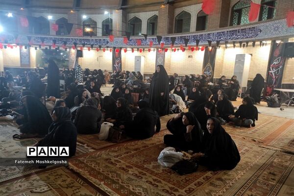 حال‌و‌هوای شب‌های قدر در مسجد دانشگاه فنی شهید باهنر شیراز