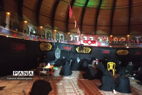 حال‌و‌هوای شب‌های قدر در مسجد دانشگاه فنی شهید باهنر شیراز