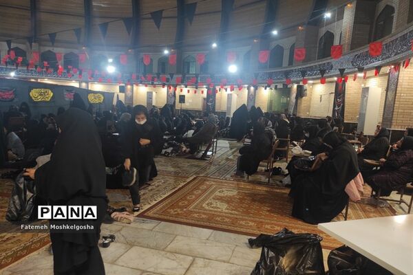حال‌و‌هوای شب‌های قدر در مسجد دانشگاه فنی شهید باهنر شیراز