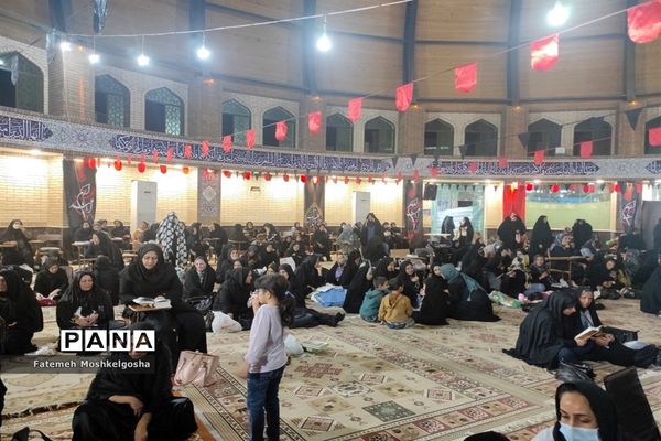 حال‌و‌هوای شب‌های قدر در مسجد دانشگاه فنی شهید باهنر شیراز