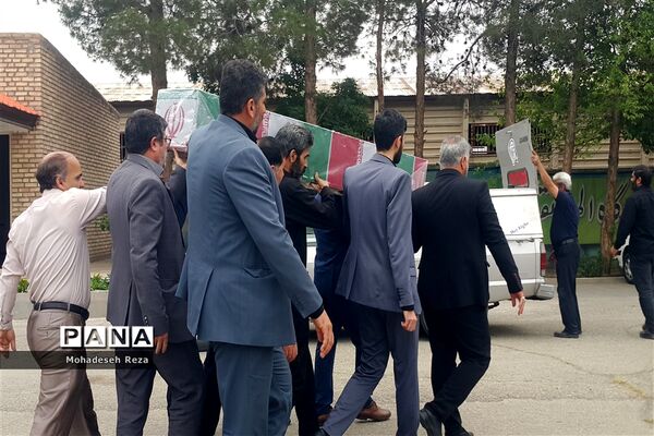 مراسم تشییع پیکر شهید گمنام در منطقه جوادآباد