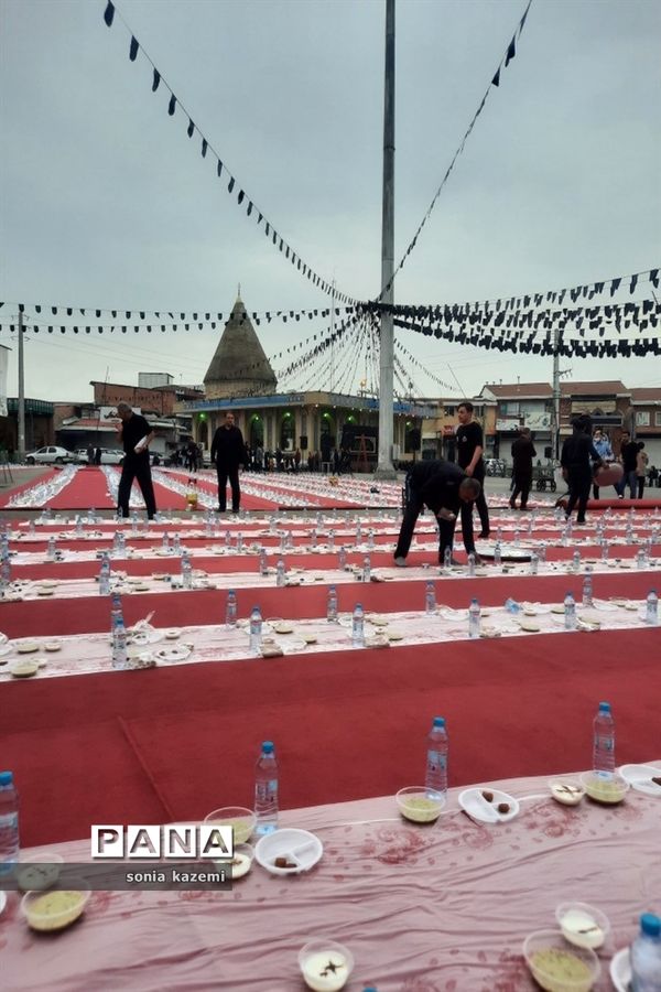 مراسم عزاداری و برپایی سفره افطاری در ساری