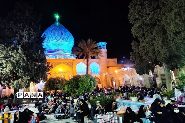 برگزاری مراسم احیای شب قدر در حرم مطهر علی ابن حمزه(ع)