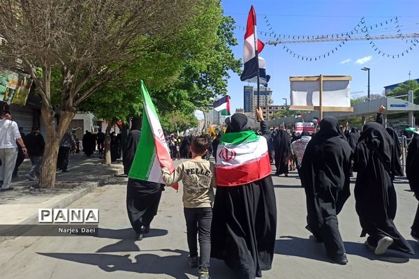 راهپیمایی بزرگ مردم مشهد در آخرین جمعه ماه مبارک رمضان