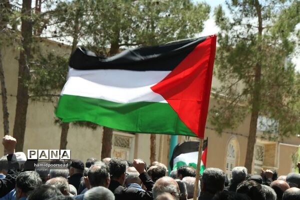 حضور پرشور مردم ابرکوه در راهپیمایی روز قدس