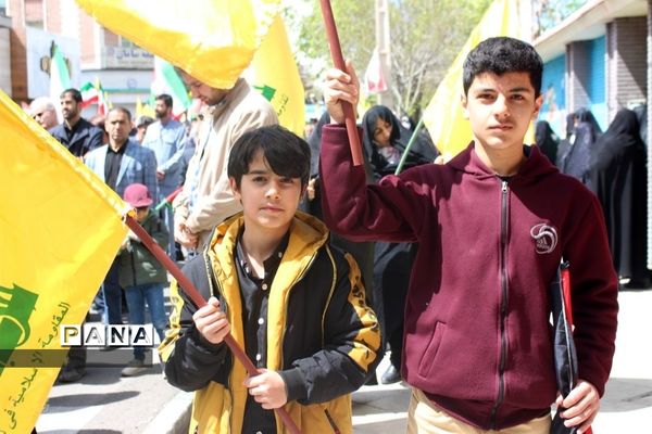 حضور گسترده دانش‌آموزان در راهپیمایی روز قدس