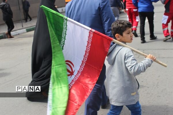 حضور گسترده دانش‌آموزان در راهپیمایی روز قدس