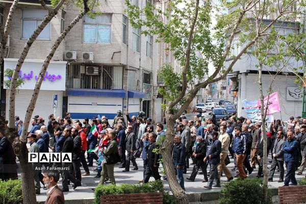 راهپیمایی باشکوه روز قدس در استان مرکزی