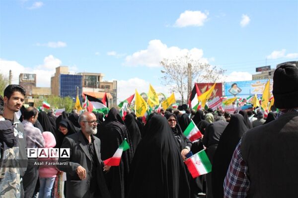 راهپیمایی باشکوه روز قدس در استان مرکزی