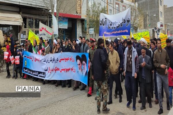 حضور دانش‌آموزان ایجرودی در راهپیمایی روز قدس