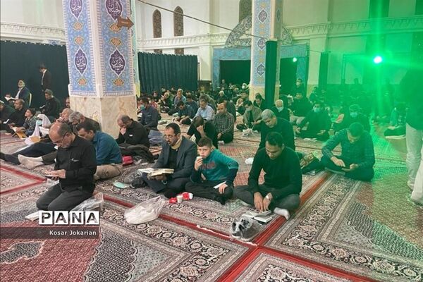 احیای شب بیست و سوم در بارگاه مطهر علی بن حمزه(ع)
