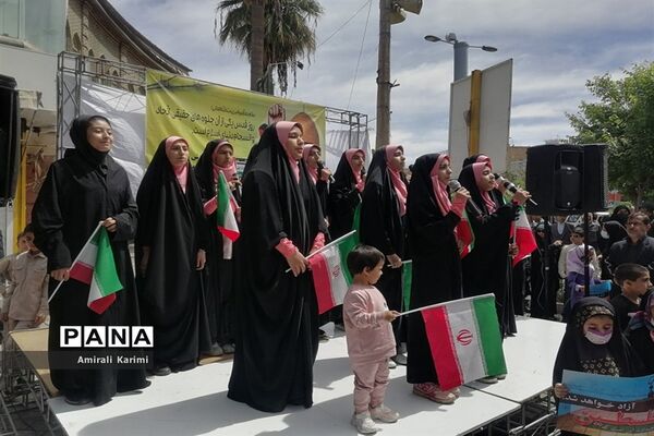 حضور پررنگ کودکان و نوجوانان شیرازی در راهپیمایی روز قدس
