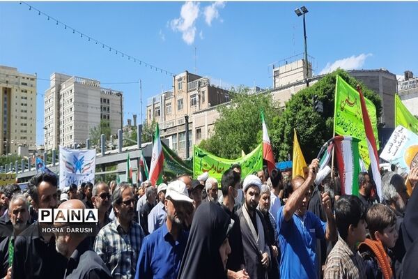 راهپیمایی با شکوه روز قدس در مشهد مقدس