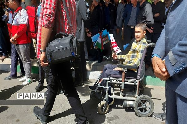 حضور پرشور مردم ولایتمدار شهرستان کاشمر در راهپیمایی روز قدس