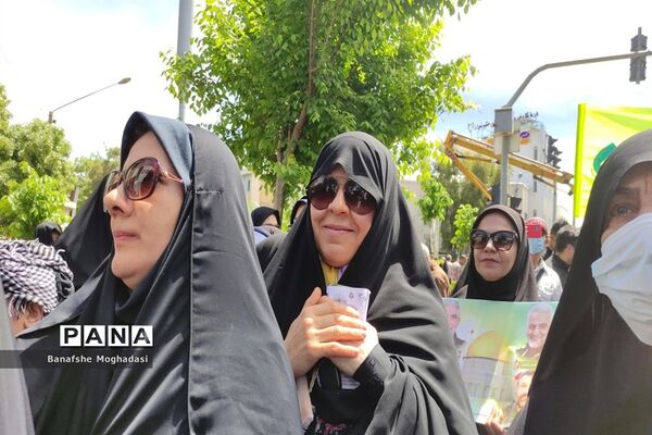 حضور باشکوه مردم در راهپیمایی روز قدس