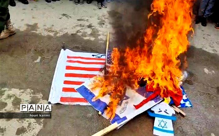 دانش‌آموزان بیرجندی از روز قدس می‌گویند