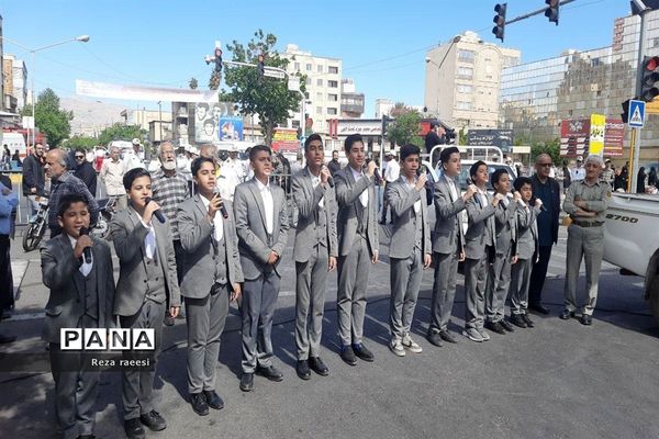 حضور با شکوه دانش‌آموزان شیرازی در راهپیمایی روز قدس