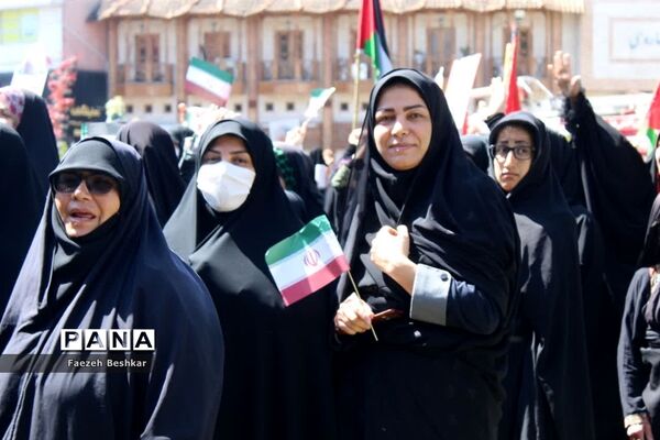 حضور جامعه فرهنگیان مرکز استان مازندران در راهپیمایی روز جهانی قدس