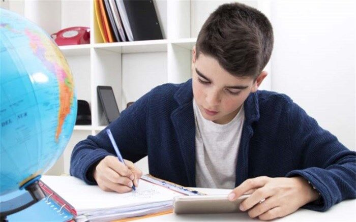 سواد اقتصادی چه رابطه‌ای با موفقیت شغلی دانش‌آ‌موزان دارد؟