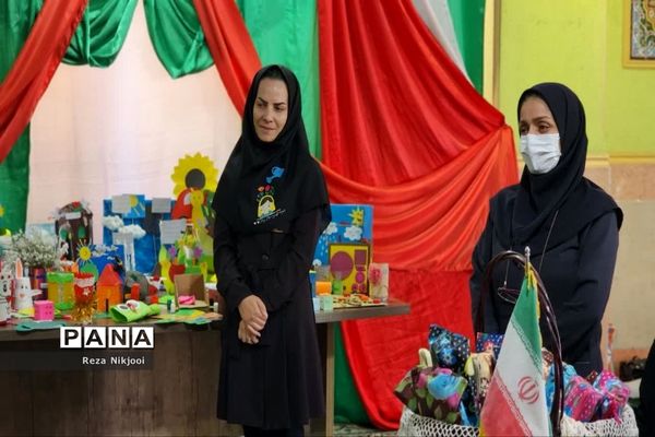 نمایشگاه طرح جابربن‌حیان در مدارس ناحیه یک بهارستان