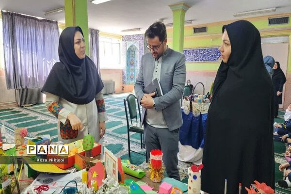 نمایشگاه طرح جابربن‌حیان در مدارس ناحیه یک بهارستان