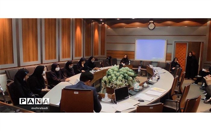 مسابقه مشاعره جشنواره فرهنگی و هنری شهر تهران برگزار شد