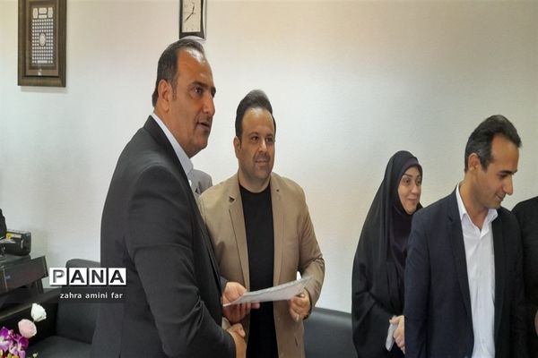 نشست اصحاب رسانه با سرپرست اداره فرهنگ ارشاد شهرستان نور