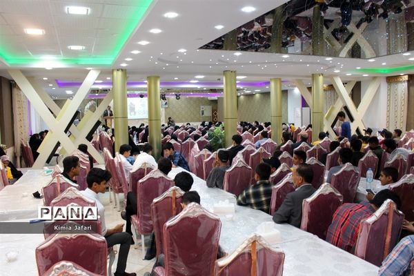 کارگاه آموزشی همزمان با هفته هنر انقلاب اسلامی در کاشمر