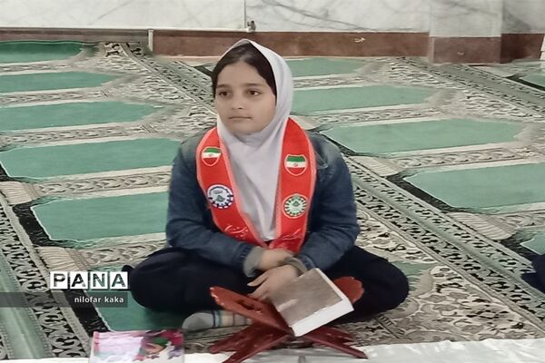 تجلیل و تقدیر از روزه اولی‌ها در دبستان دخترانه مهر قائمشهر