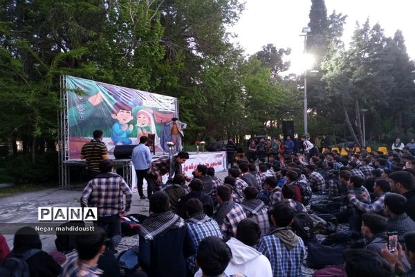 مراسم باشکوه روزه‌اولی‌ها در منطقه ١٨ شهر تهران